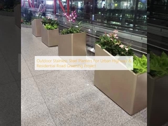 Plantaciones de acero inoxidable al aire libre para el proyecto de ecologización de carreteras urbanas y residenciales