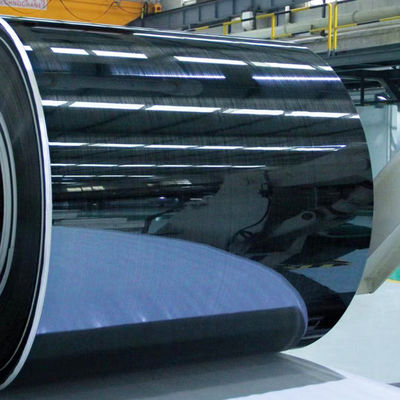 Buen precio Platear el titanio coloreó bobinas de acero inoxidables y el espejo 8K de la rayita No.4 de la tira pulió en línea