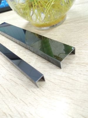Customized Shaped Deep Black Color Bending 304 Stainless Steel Trim Strips For Apartment