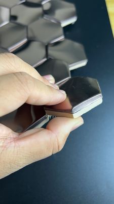 Buen precio 316 Hojas de acero inoxidable Hojas decorativas de metal de color mosaico en línea