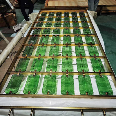 Buen precio Diseño personalizado de acero inoxidable de vidrio verde de cristal de sala de estar de la entrada del vestíbulo de la pantalla de partición en línea