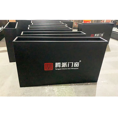 Buen precio Muebles comerciales para jardines al aire libre Parque público de metal Planta de acero Macetas exteriores de la calle urbana Macetas de flores en línea