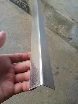 Buen precio PVD revestimiento de titanio 201 de acero inoxidable para el piso de la pared en línea