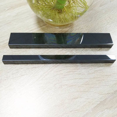 Buen precio Remisión de recorte de metal Frente de pelo de espejo de oro rosa borde de recorte de 3000 mm de longitud en línea