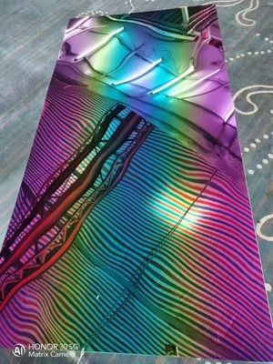 Buen precio Espejo de arco iris multicolor Arte de color de acero inoxidable 3.0mm para la decoración en línea