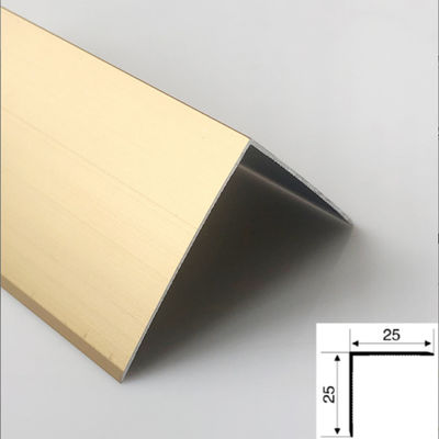 Buen precio Moldura de azulejo de acero inoxidable 316L con superficie acabada en color bronce oro rosa para decoración de villas en línea