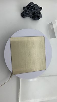 Buen precio Puerta de acero metal Arte escultura de acero inoxidable Ficha de uñas de acero inoxidable en línea