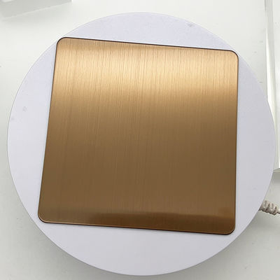 Buen precio Acero inoxidable de color MOQ.1 Las manijas de las puertas de chapa y los grifos producen diseño en línea