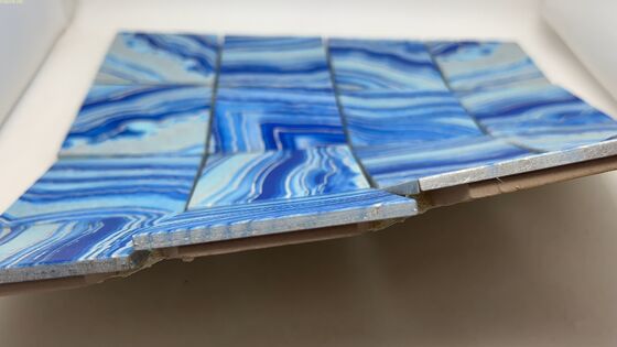 Buen precio Mosaicos de acero inoxidable de oro mosaico de metal de forma de baldosas para la pared interior en línea