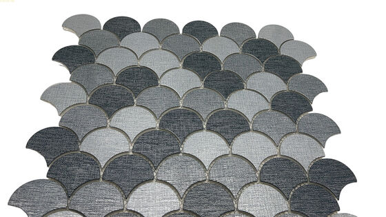 Buen precio Mosaico de acero inoxidable de metal negro en forma de abanico para decoración de paredes en línea