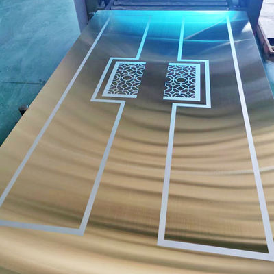 Buen precio 8K color 304 de acero inoxidable hoja grabada para el gabinete interior en línea