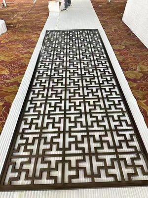 Buen precio Divisores de piso a techo personalizables Divisores de sala de estar de metal para el medio Divisores de sala de estar de acero inoxidable en línea