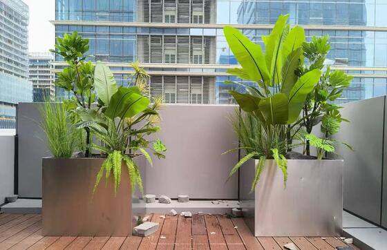 Buen precio Jardinera rectangular de acero inoxidable de grado hotelero con opción de iluminación LED en línea