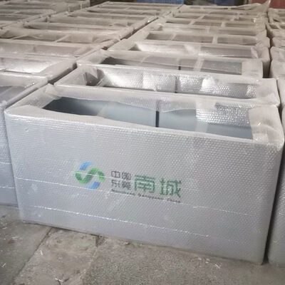 Buen precio Contenedor de flores resistente Caja de metal decorativa para macetas en línea