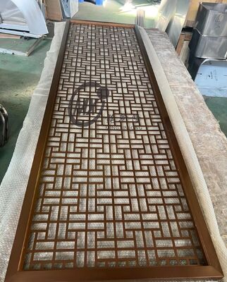 Buen precio Traditional Oriental Stainless Steel Screen Partition with PVD Plating Titanium and Landscape Design in Mirror 8k Polish en línea