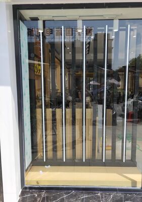 Buen precio División de corte por láser de acero inoxidable dorado para el vestíbulo de la villa en línea
